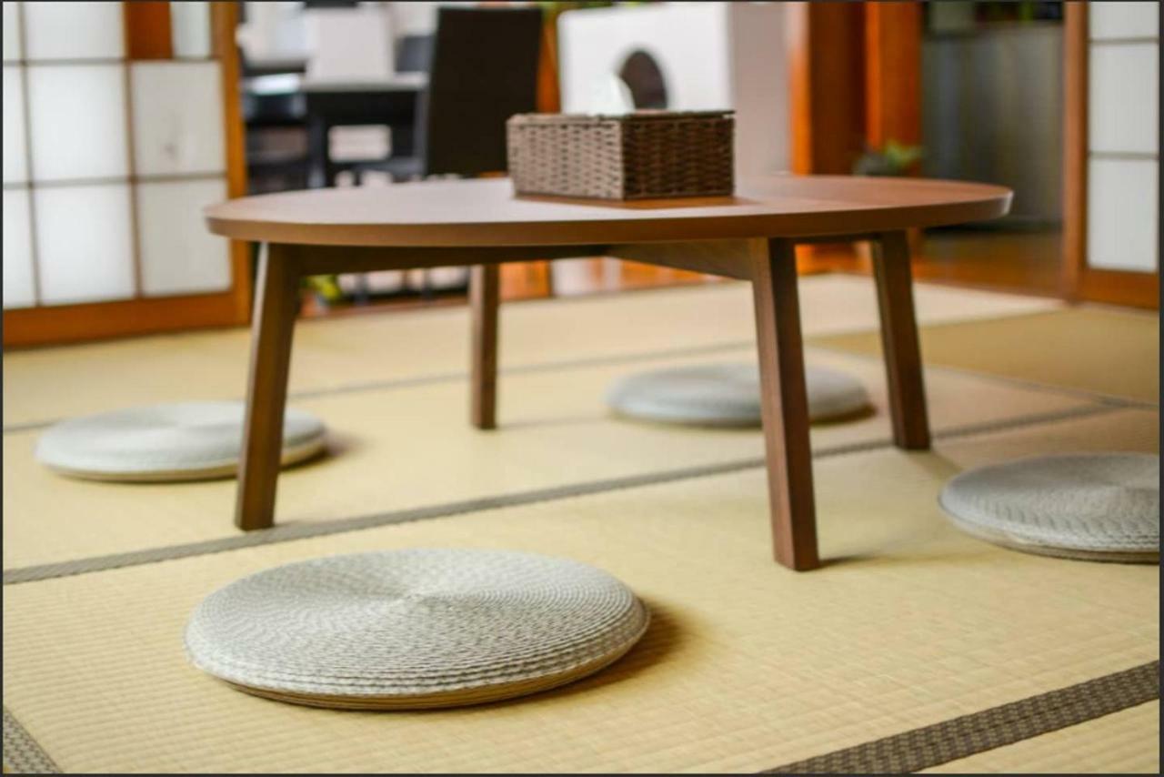 Guest House Matsuyama Νάχα Εξωτερικό φωτογραφία