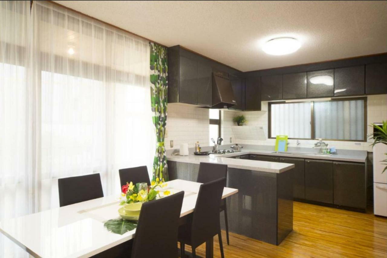 Guest House Matsuyama Νάχα Εξωτερικό φωτογραφία